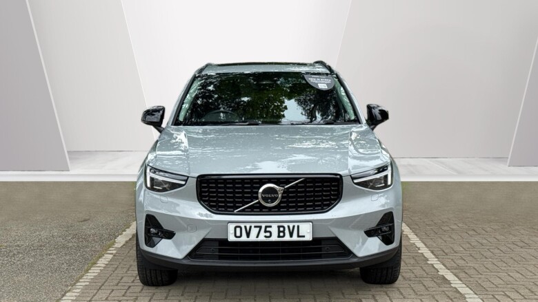 Volvo XC40 2.0 B4P Ultra Dark 5dr Auto Petrol Estate